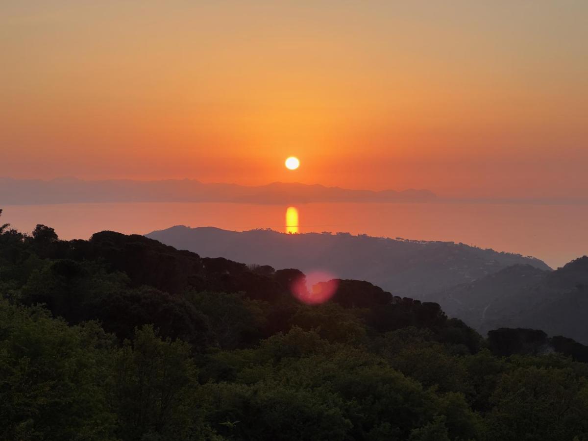 Cefalu Forest Hideout Luaran gambar